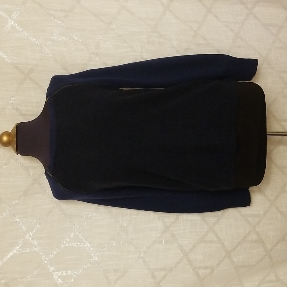 Banana Republic Sweatet Top Italian Made Yarn Blue Womens Size Small